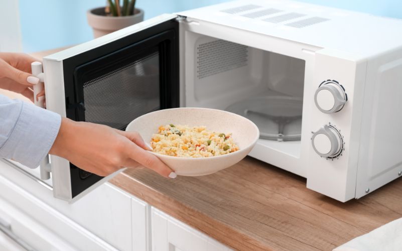The benefits of using a microwave-safe dinner set